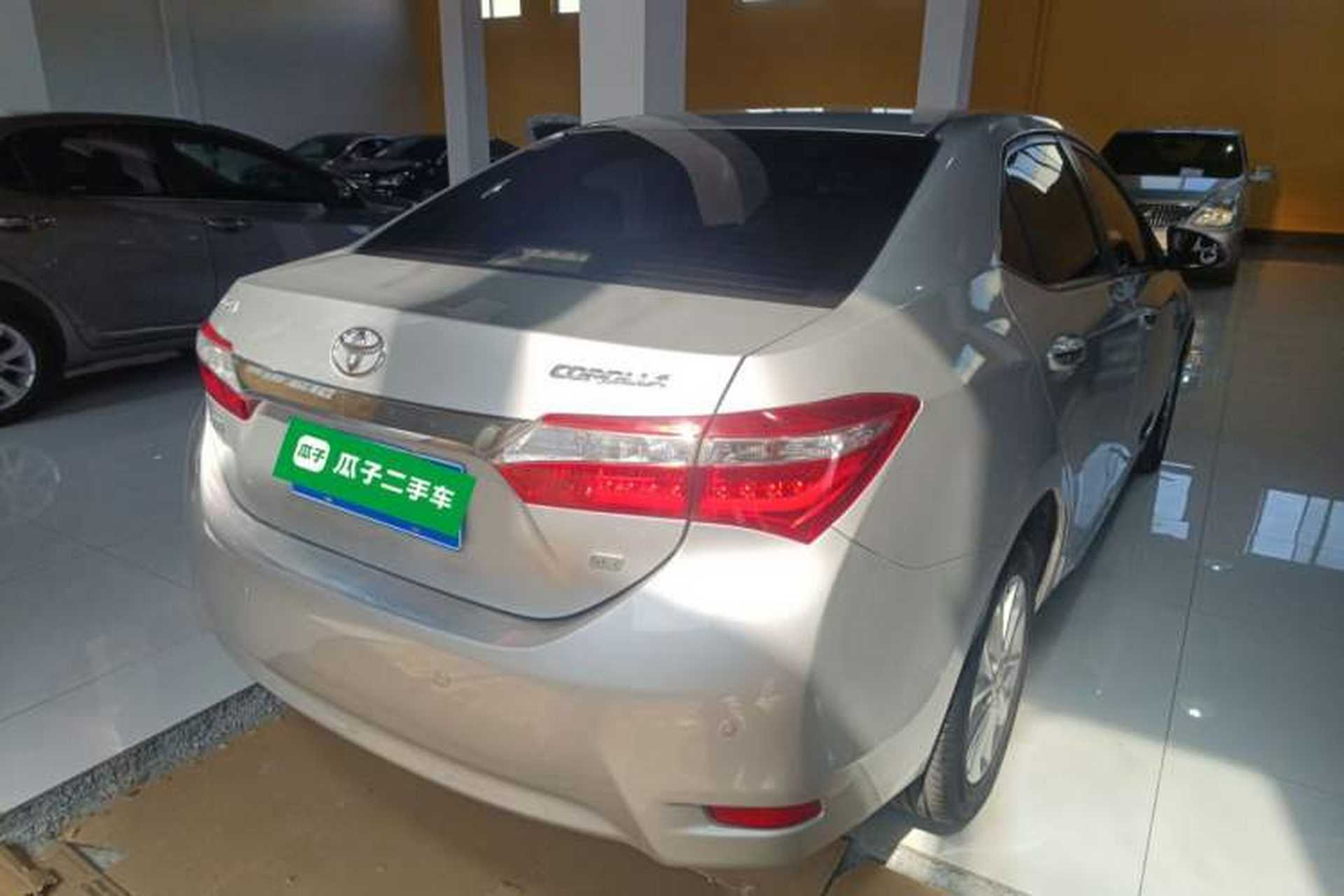 Used Toyota Corolla 2014 1.6L CVT GL-i Leather Edition Rear Right 45 Deg