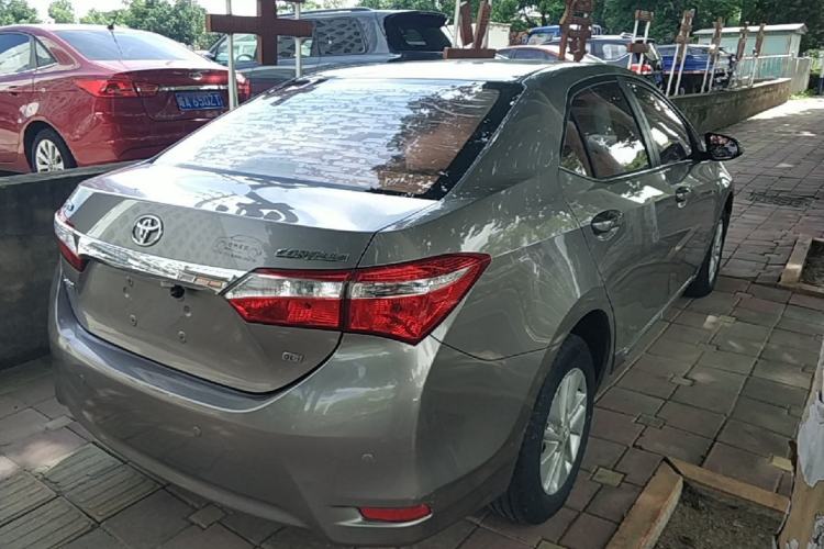 Used Toyota Corolla 2014 1.6L CVT GL-i Rear Right 45 Deg