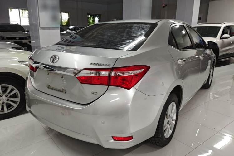 Used Toyota Corolla 2014 1.6L CVT GL Rear Right 45 Deg