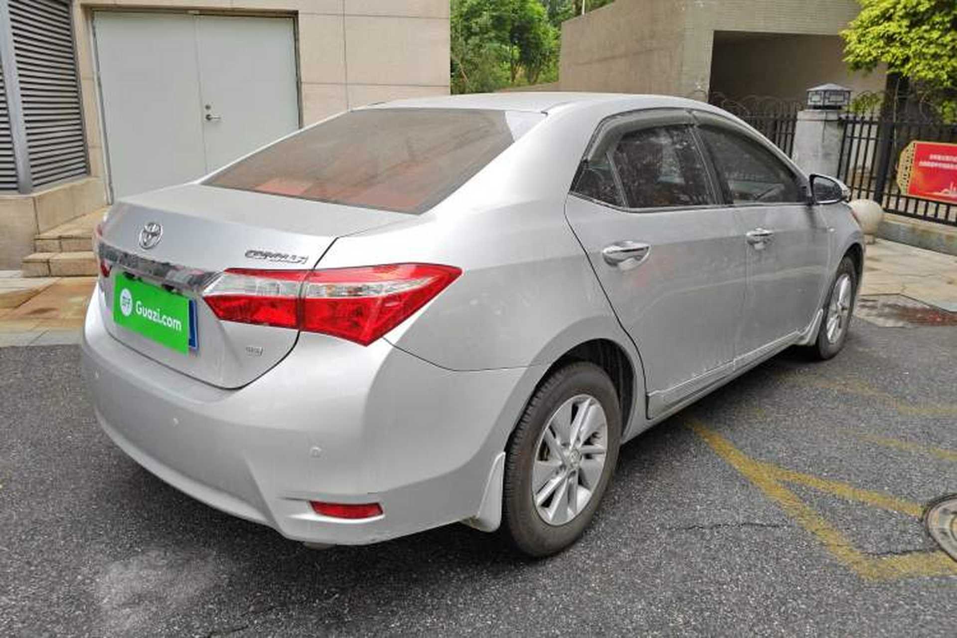 Used Toyota Corolla 2014 1.6L CVT GL-i Rear Right 45 Deg