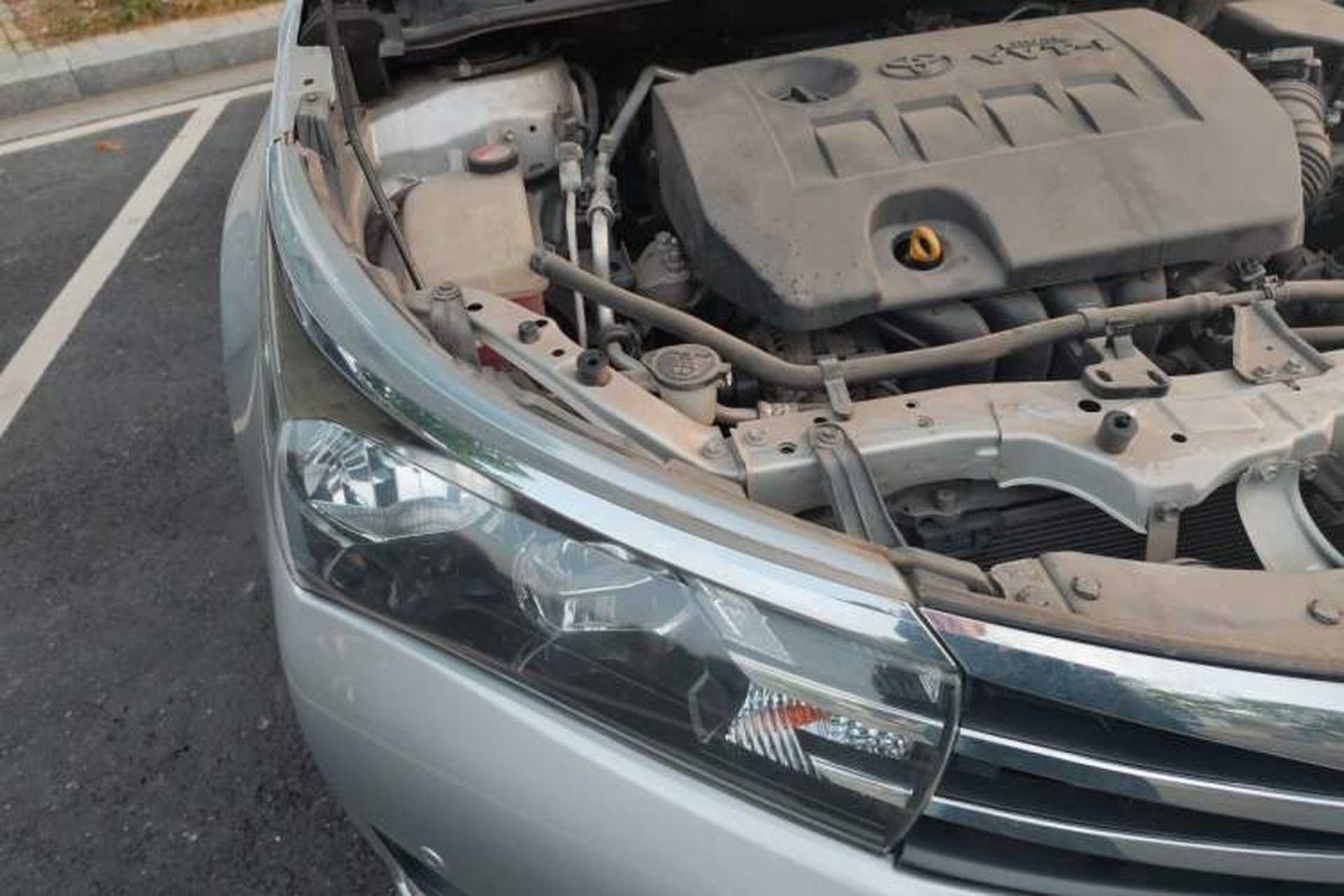 Used Toyota Corolla 2014 1.6L CVT GL-i Leather Edition Right Front Headlight