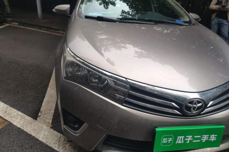 Used Toyota Corolla 2014 1.6L CVT GL Right Front Headlight