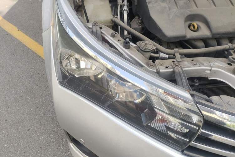 Used Toyota Corolla 2014 1.6L CVT GL-i Leather Edition Right Front Headlight
