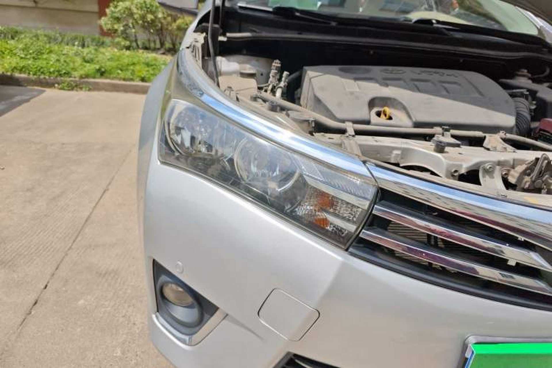 Used Toyota Corolla 2014 1.6L CVT GL-i Leather Edition Right Front Headlight