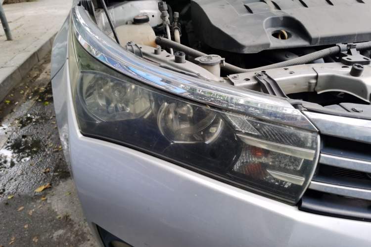 Used Toyota Corolla 2014 1.6L CVT GL Right Front Headlight