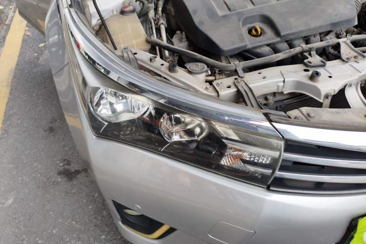 Used Toyota Corolla 2014 1.6L CVT GL-i Leather Edition Right Front Headlight