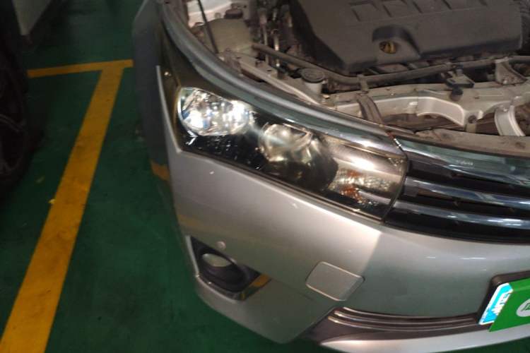 Used Toyota Corolla 2014 1.6L CVT GL-i Leather Edition Right Front Headlight