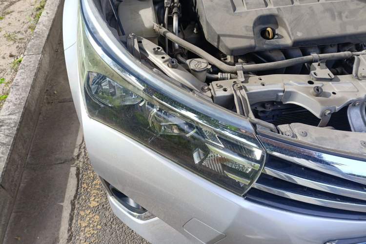 Used Toyota Corolla 2014 1.6L CVT GL Right Front Headlight