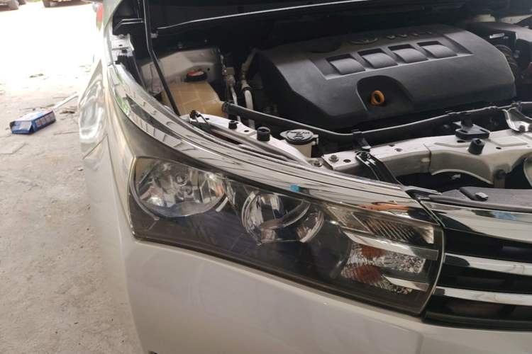 Used Toyota Corolla 2014 1.6L CVT GL Right Front Headlight