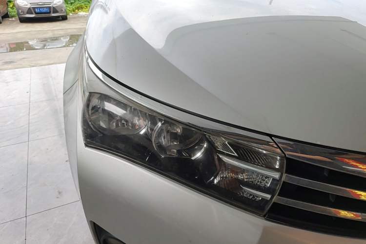 Used Toyota Corolla 2014 1.6L CVT GL Right Front Headlight