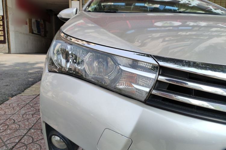 Used Toyota Corolla 2014 1.6L CVT GL Right Front Headlight