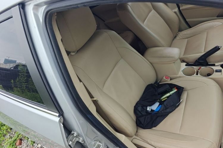 Used Toyota Corolla 2014 1.6L CVT GL-i Leather Edition Right Front Seat