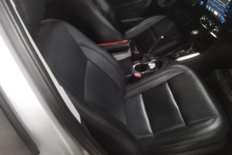 Used Toyota Corolla 2014 1.6L CVT GL Right Front Seat