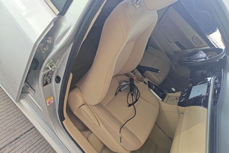 Used Toyota Corolla 2014 1.6L CVT GL Right Front Seat