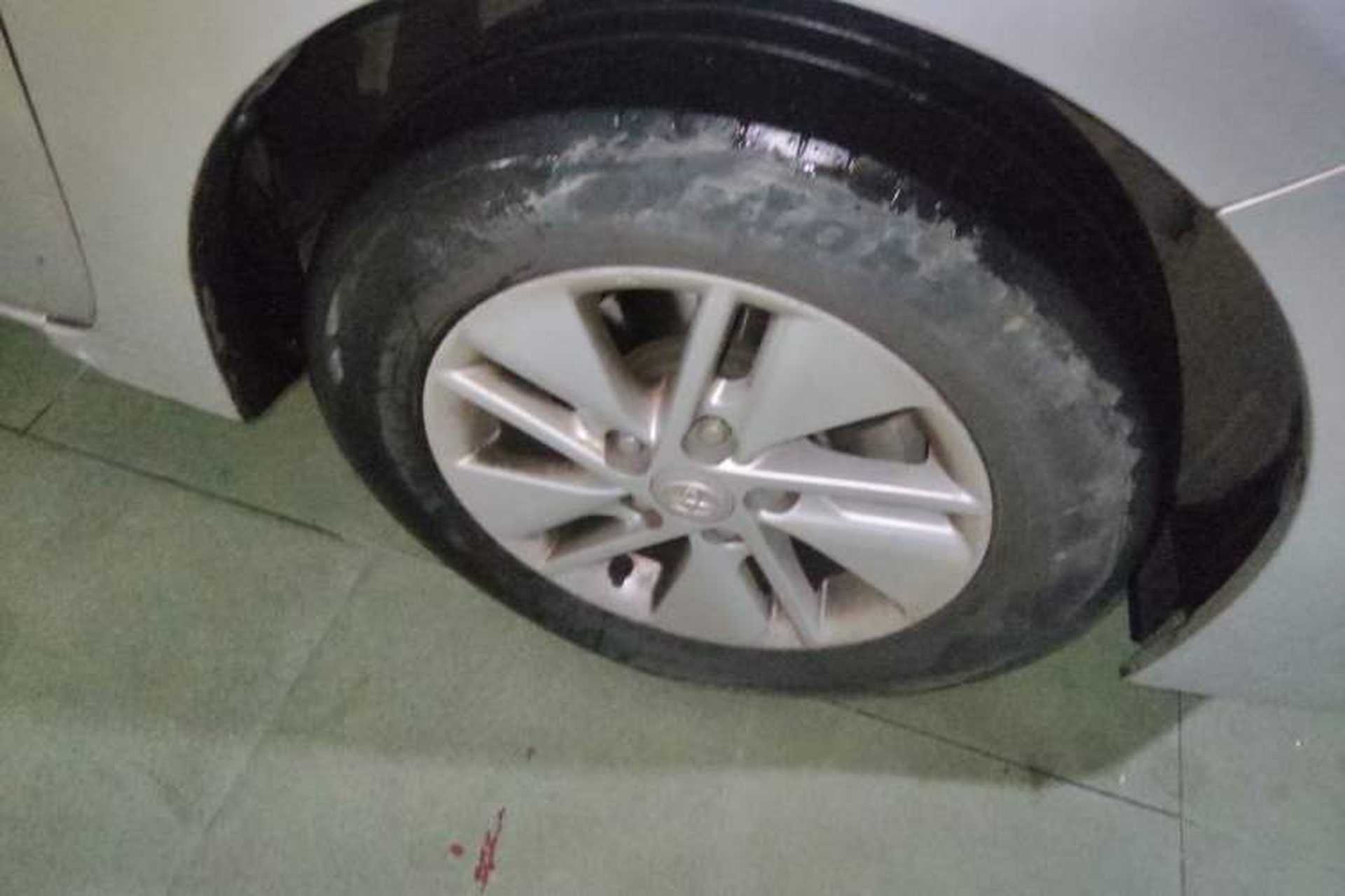 Used Toyota Corolla 2014 1.6L CVT GL Right Front Wheel Hub