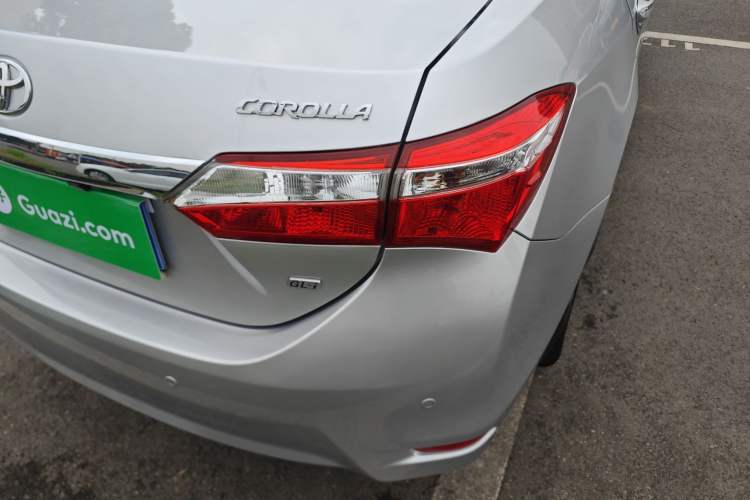 Used Toyota Corolla 2014 1.6L CVT GL-i Right Rear Taillight