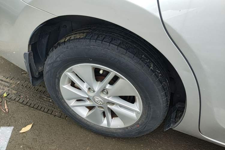 Used Toyota Corolla 2014 1.6L CVT GL Right Rear Wheel Hub