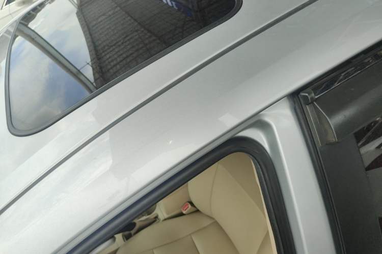 Used Toyota Corolla 2014 1.6L CVT GL-i Roof