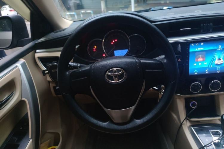 Used Toyota Corolla 2014 1.6L CVT GL Steering Wheel