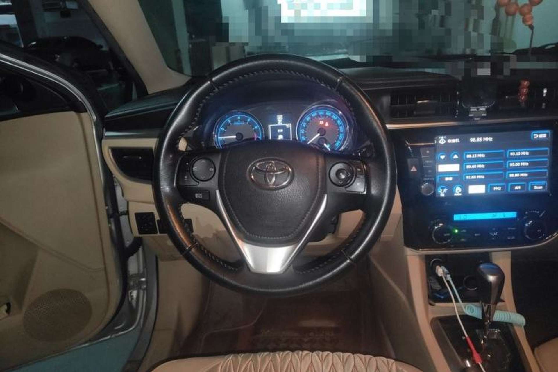 Used Toyota Corolla 2014 1.8L CVT GLX-i Steering Wheel