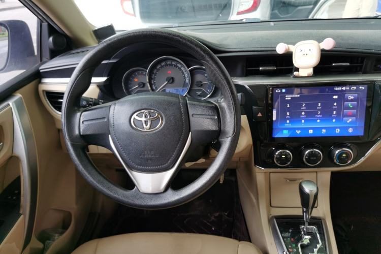 Used Toyota Corolla 2014 1.6L CVT GL Steering Wheel