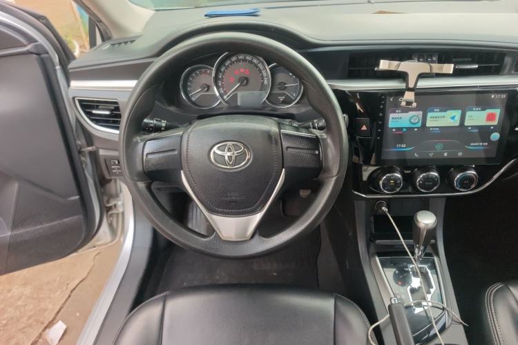 Used Toyota Corolla 2014 1.6L CVT GL Steering Wheel