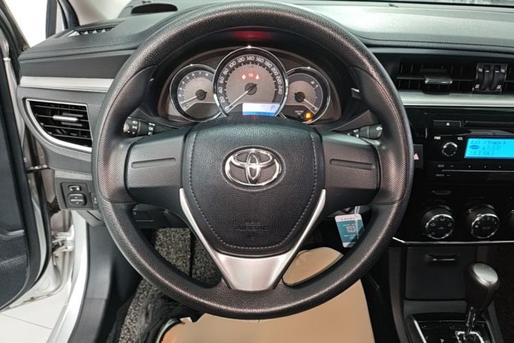 Used Toyota Corolla 2014 1.6L CVT GL Steering Wheel