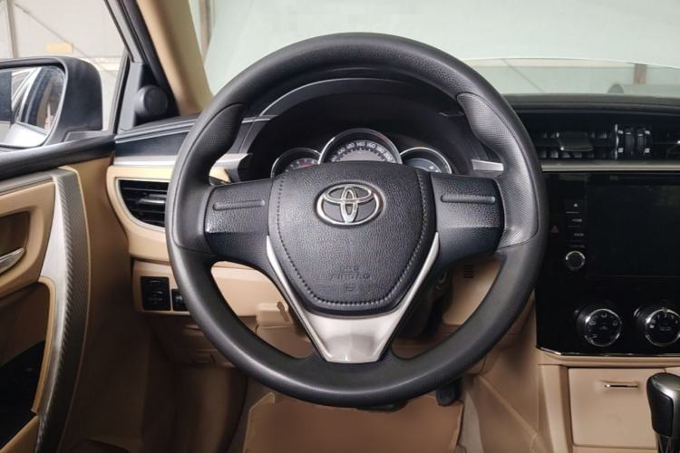 Used Toyota Corolla 2014 1.6L CVT GL Steering Wheel