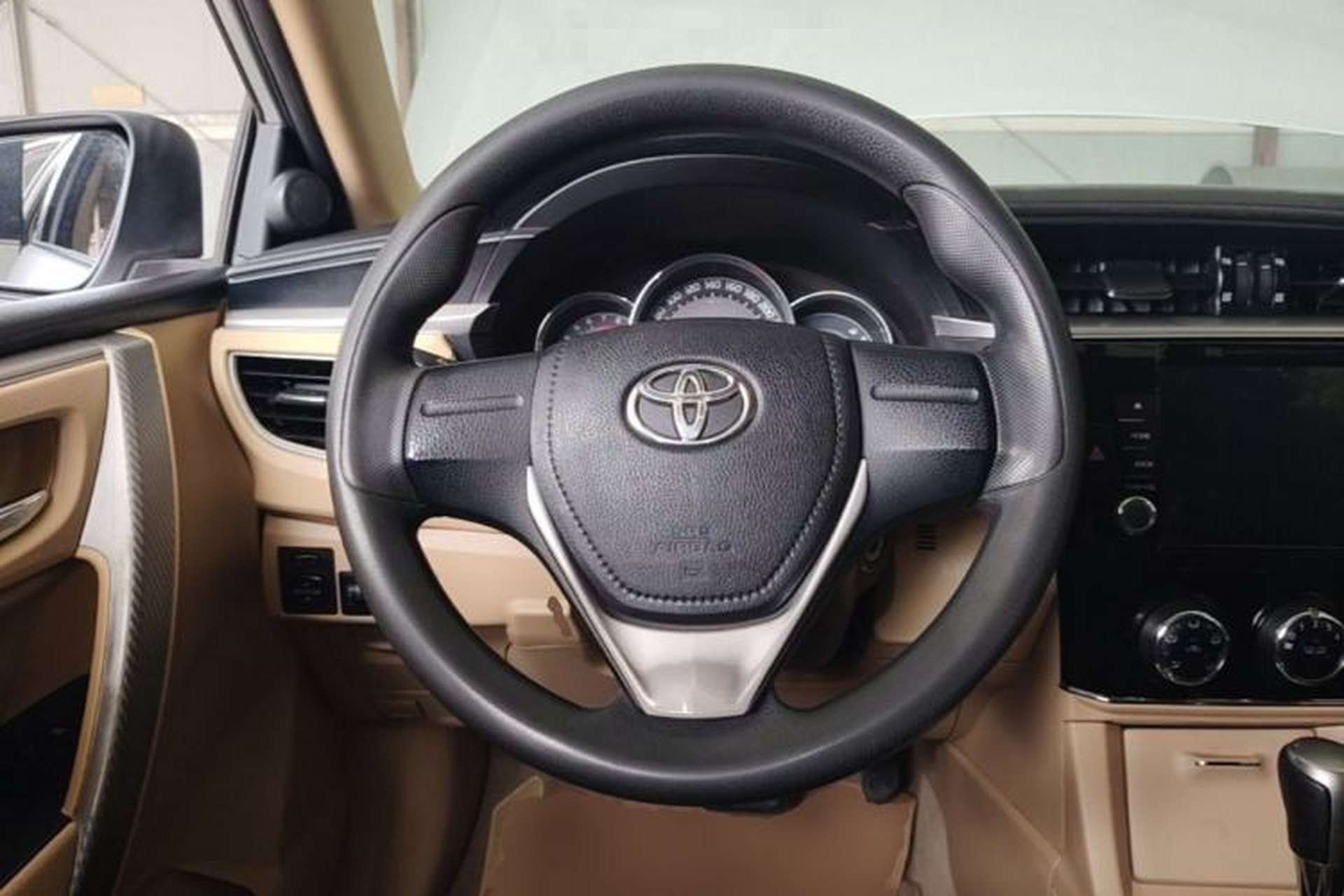 Used Toyota Corolla 2014 1.6L CVT GL Steering Wheel