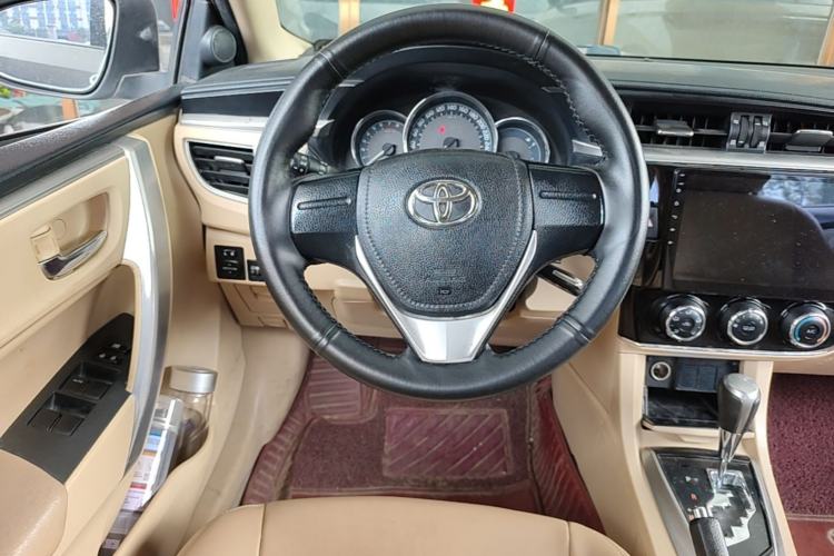 Used Toyota Corolla 2014 1.6L CVT GL Steering Wheel