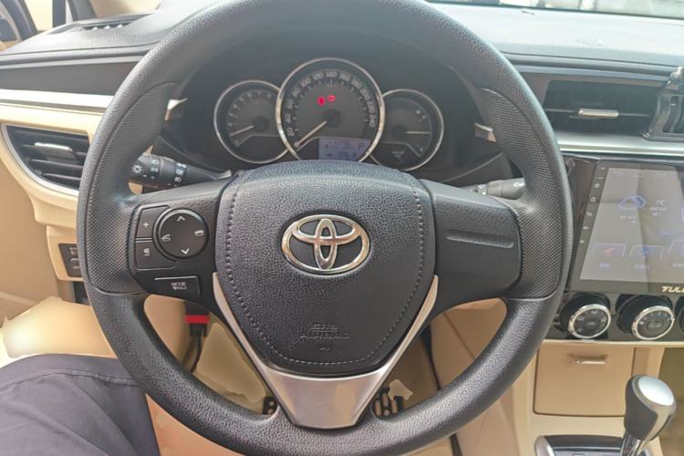 Used Toyota Corolla 2014 1.6L CVT GL Steering Wheel