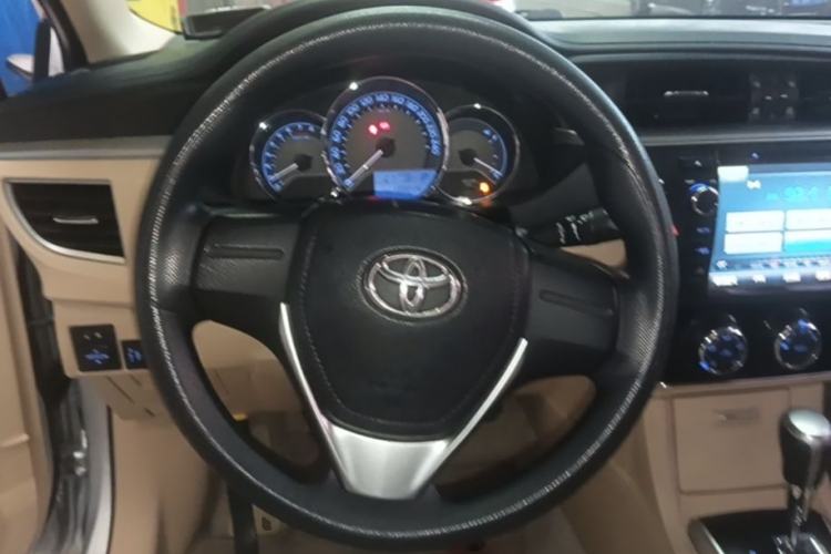 Used Toyota Corolla 2014 1.6L CVT GL Steering Wheel