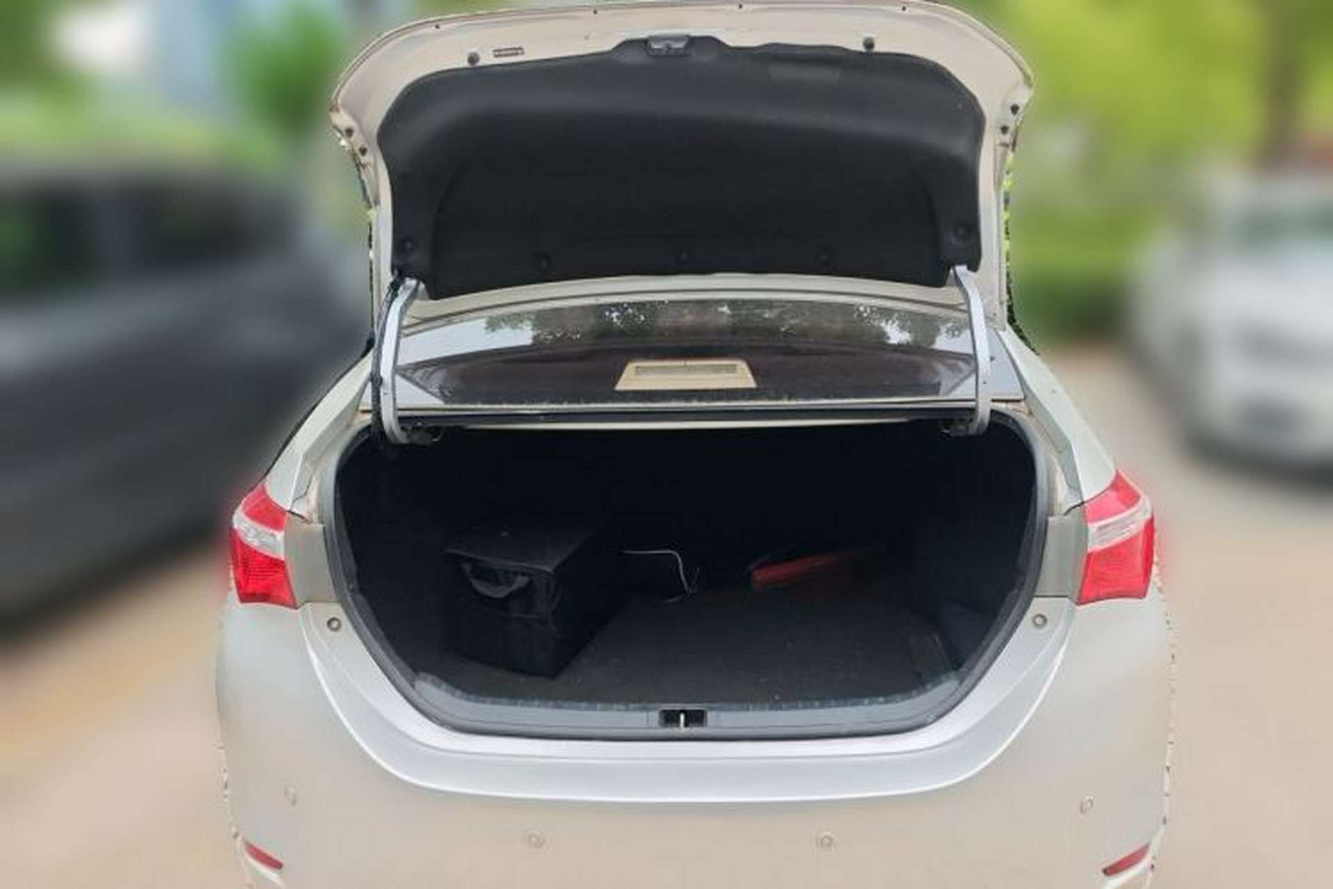 Used Toyota Corolla 2014 1.6L Manual GL Trunk