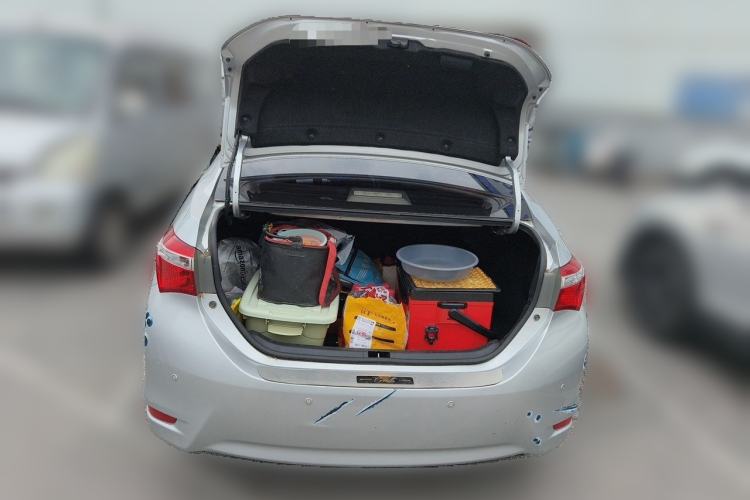 Used Toyota Corolla 2014 1.6L CVT GL Trunk