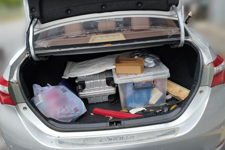 Used Toyota Corolla 2014 1.6L CVT GL-i Leather Edition Trunk