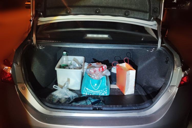 Used Toyota Corolla 2014 1.6L Manual GL Trunk