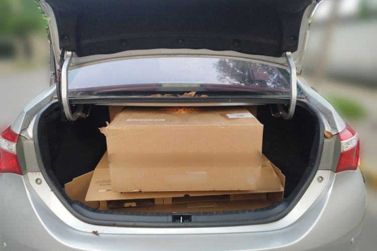 Used Toyota Corolla 2014 1.6L Manual GL Trunk