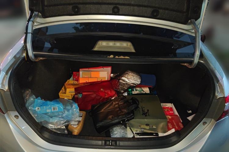 Used Toyota Corolla 2014 1.6L CVT GL Trunk