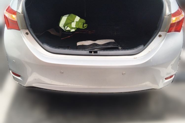 Used Toyota Corolla 2014 1.6L CVT GL-i Leather Edition Trunk