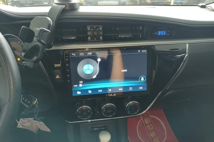 Used Toyota Corolla 2014 1.6L CVT GL Audio And AC Panel