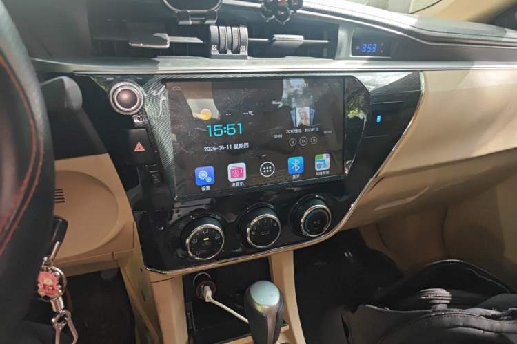 Used Toyota Corolla 2014 1.6L CVT GL-i Audio And AC Panel