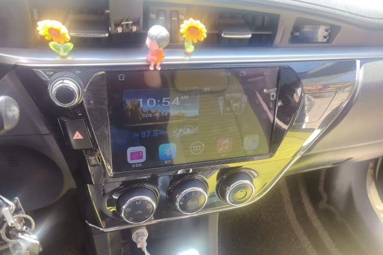 Used Toyota Corolla 2014 1.6L CVT GL-i Audio And AC Panel