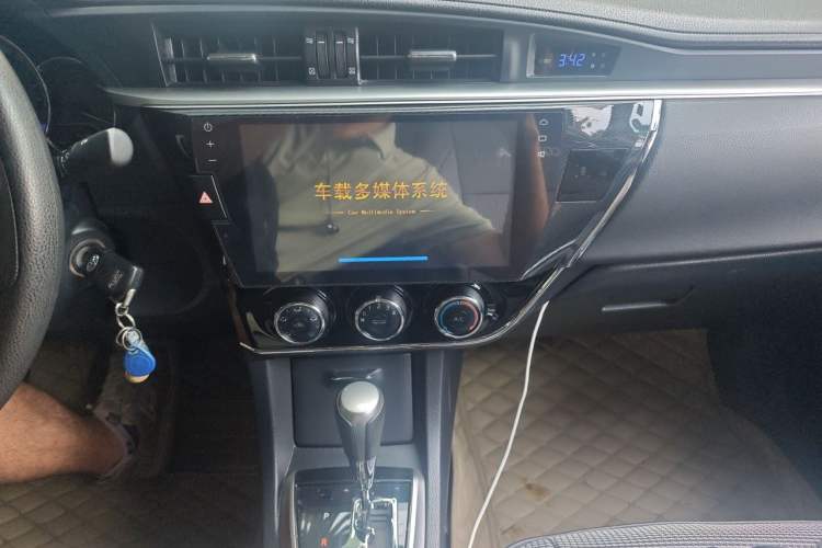 Used Toyota Corolla 2014 1.6L CVT GL Audio And AC Panel