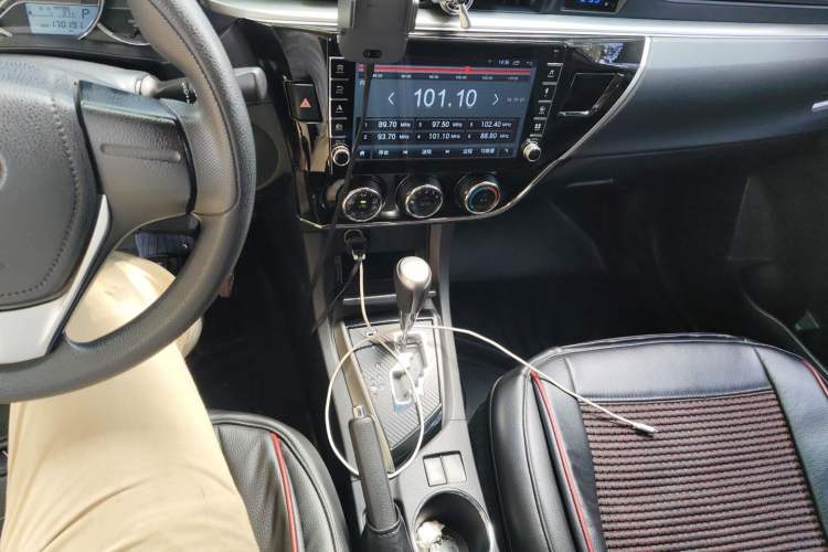 Used Toyota Corolla 2014 1.6L CVT GL Audio And AC Panel