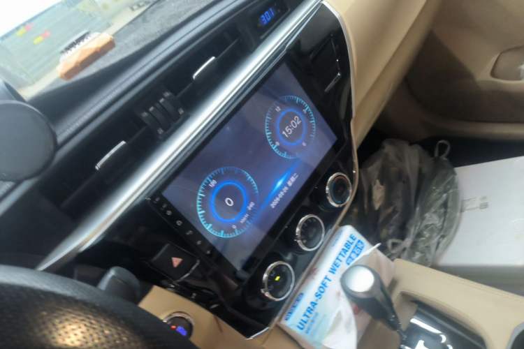 Used Toyota Corolla 2014 1.6L CVT GL Audio And AC Panel