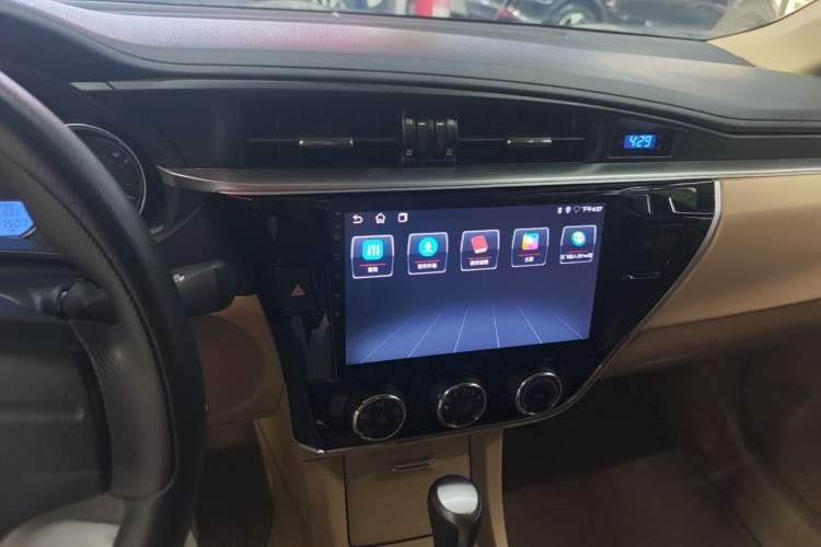 Used Toyota Corolla 2014 1.6L CVT GL Audio And AC Panel