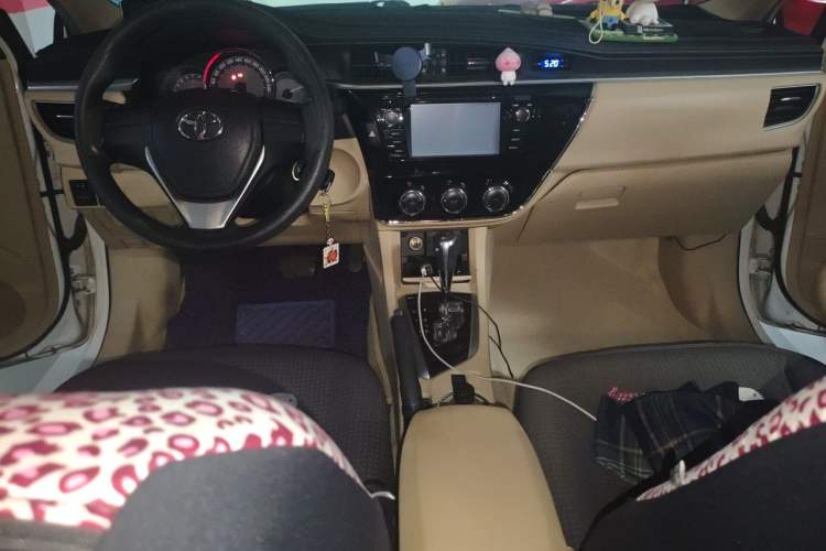 Used Toyota Corolla 2014 1.6L CVT GL Audio And AC Panel
