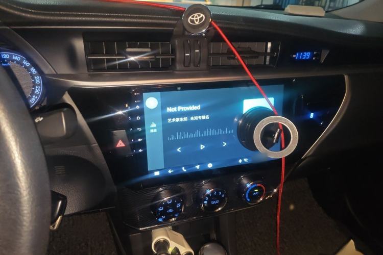 Used Toyota Corolla 2014 1.6L CVT GL-i Leather Edition Audio And AC Panel