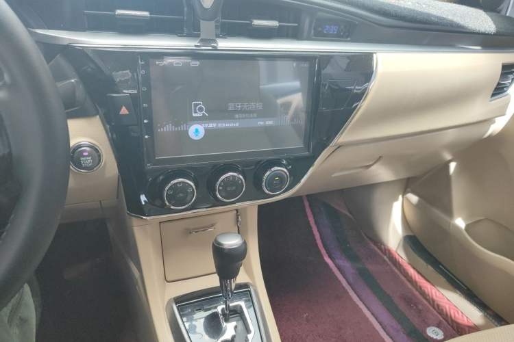 Used Toyota Corolla 2014 1.6L CVT GL Audio And AC Panel