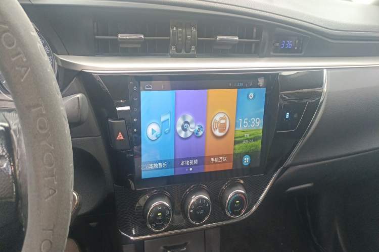 Used Toyota Corolla 2014 1.6L CVT GL-i Audio And AC Panel
